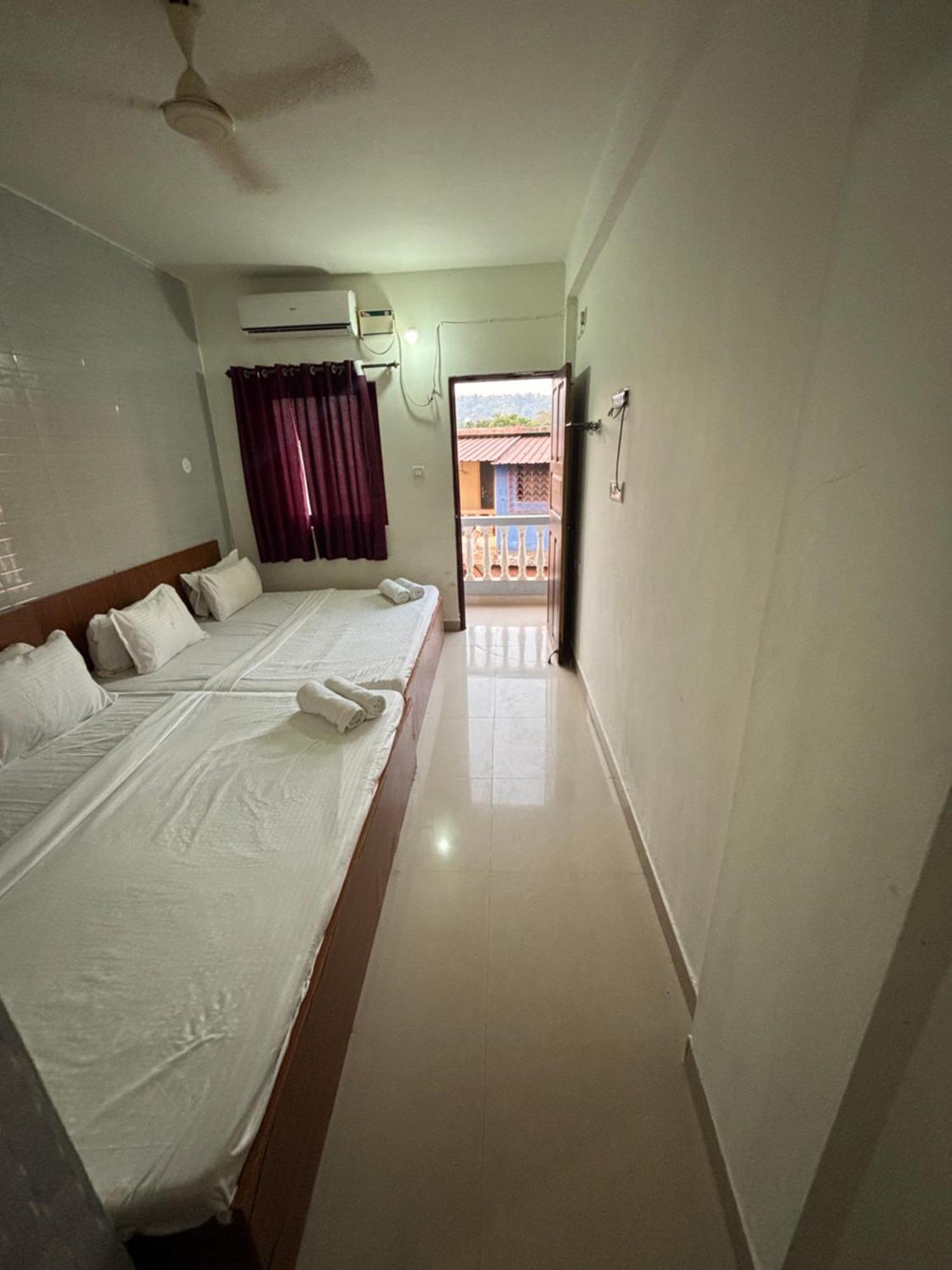 Mehar Rooms Baga Ngoại thất bức ảnh