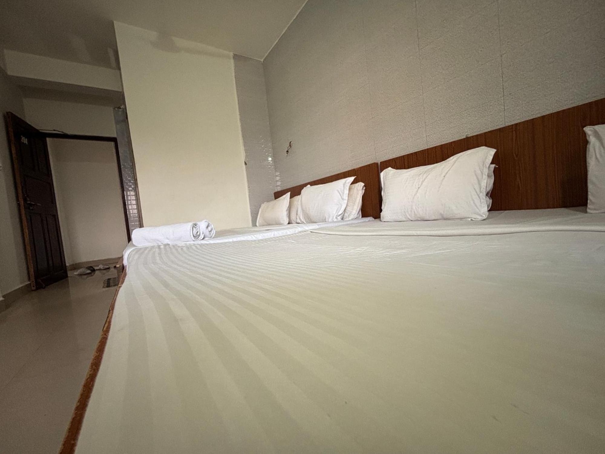 Mehar Rooms Baga Ngoại thất bức ảnh