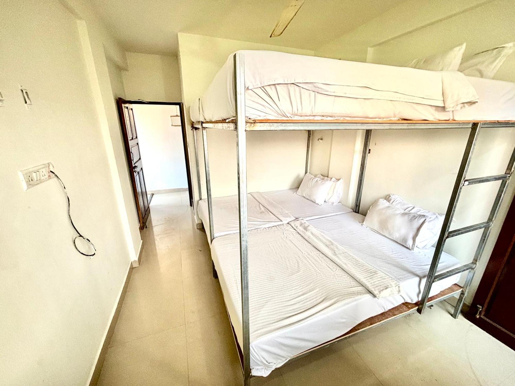 Mehar Rooms Baga Ngoại thất bức ảnh